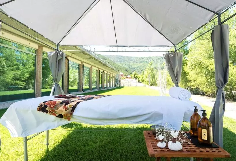 בית מלון כפרי Monasterio De Boltana Spa