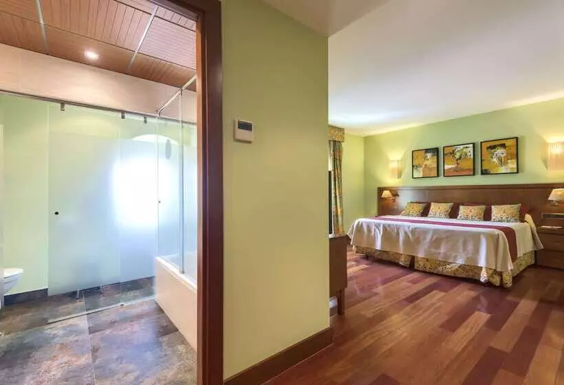 בית מלון כפרי Monasterio De Boltana Spa