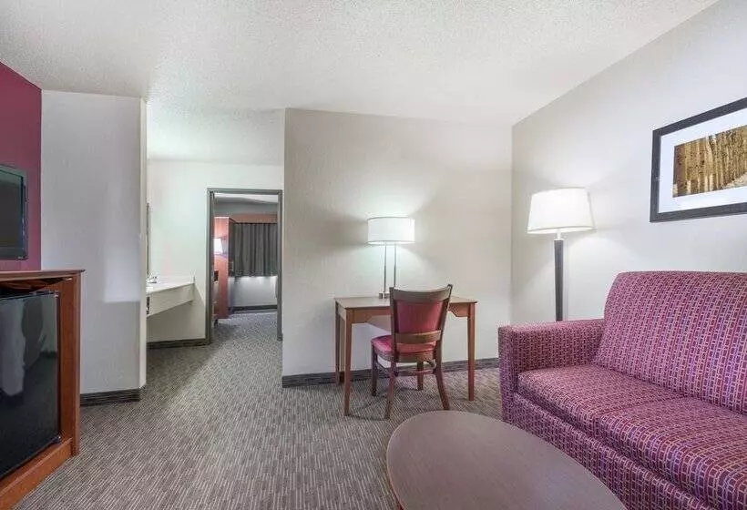 فندق Americinn By Wyndham Baldwin