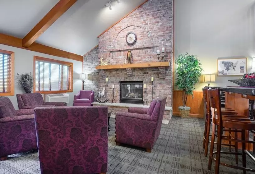 فندق Americinn By Wyndham Baldwin