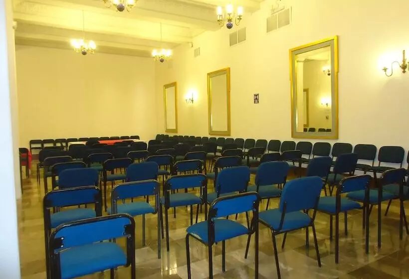 ホテル Concierge Plaza Colima