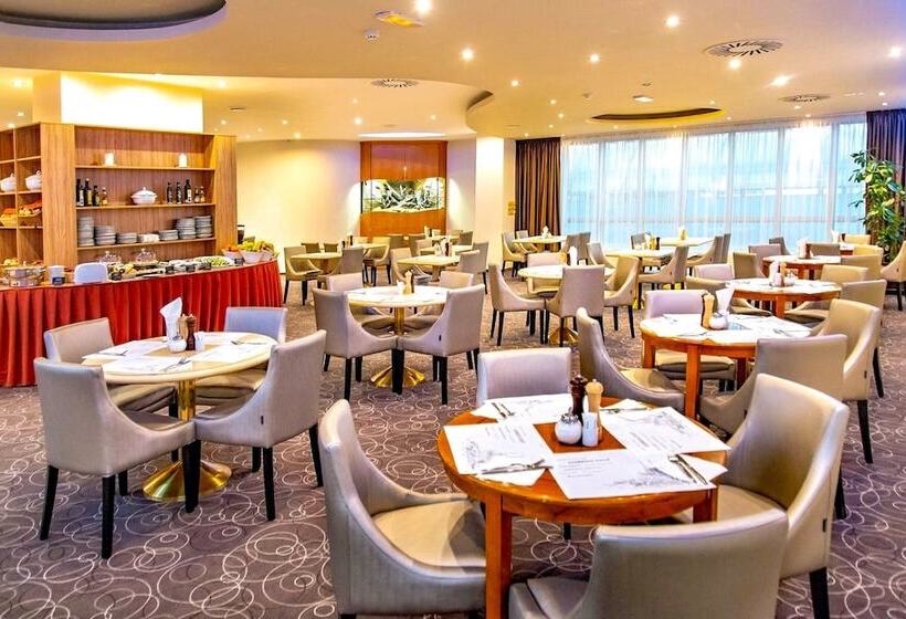 Cosmopolitan Bobycentrum   Czech Leading Hotels