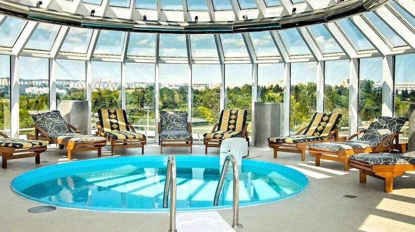 Cosmopolitan Bobycentrum   Czech Leading Hotels