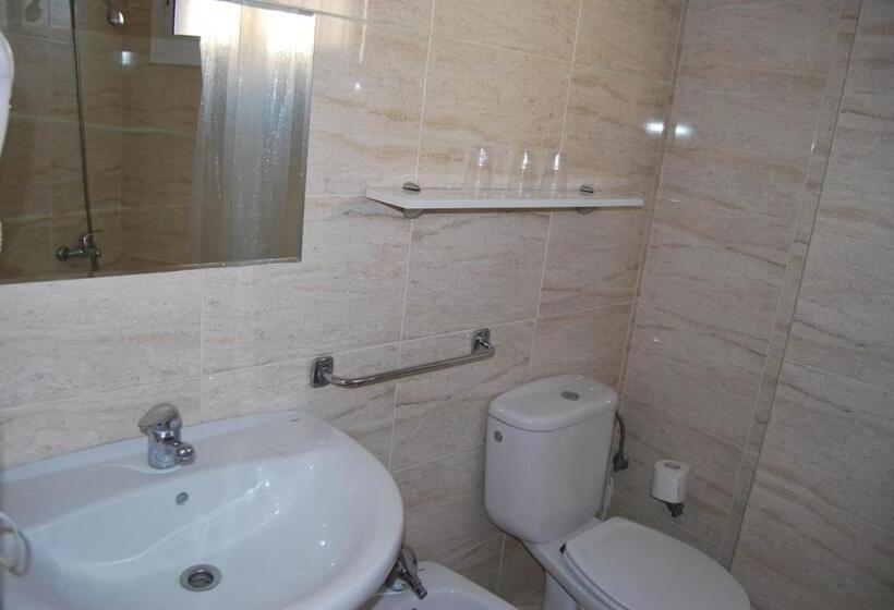 هتل Cosmos Tarragona