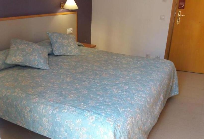 هتل Cosmos Tarragona