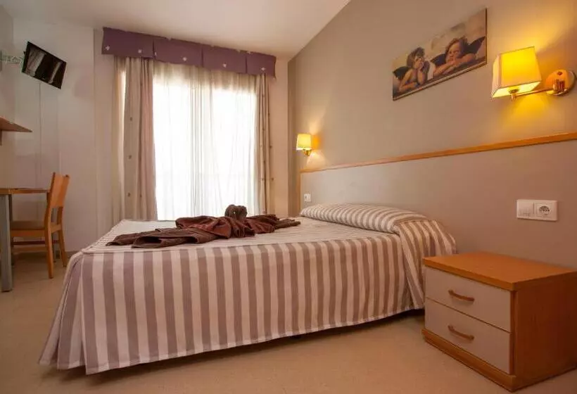 호텔 Cosmos Tarragona