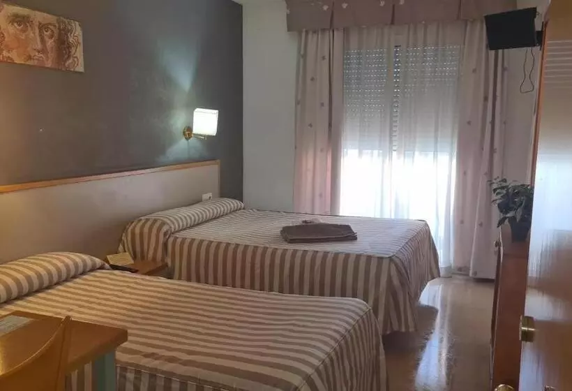 호텔 Cosmos Tarragona