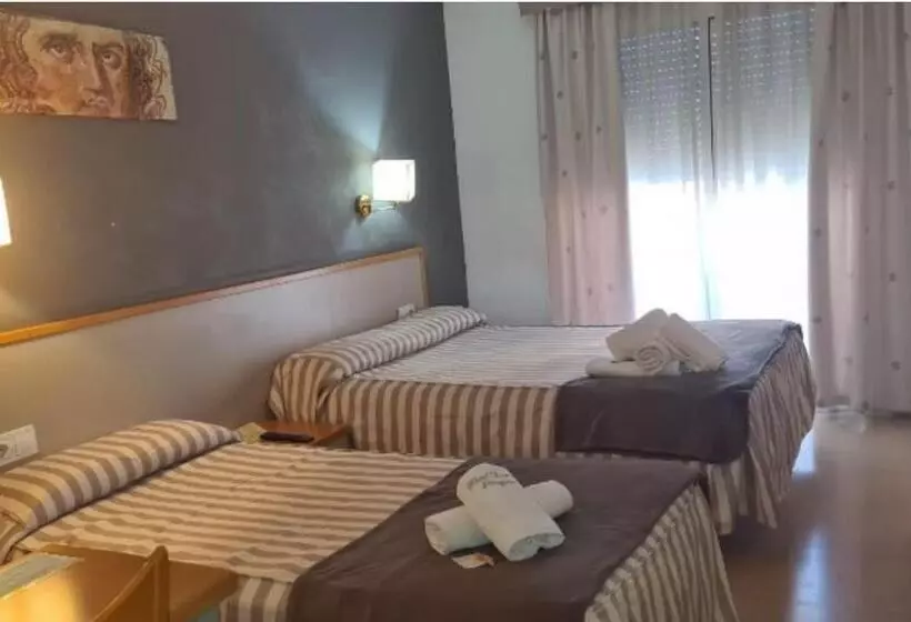 호텔 Cosmos Tarragona