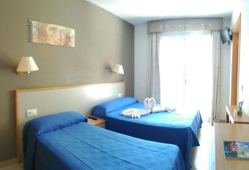 هتل Cosmos Tarragona