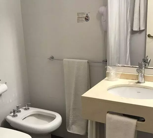 هتل Crillon Mendoza