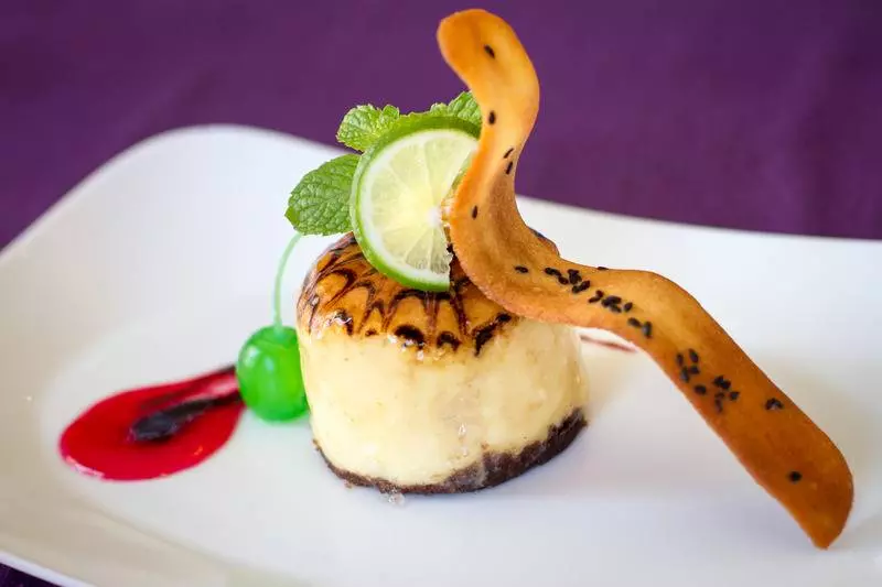 Отель Empress Angkor Resort & Spa