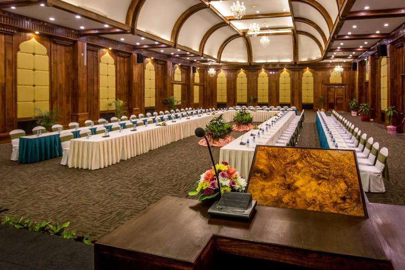 ホテル Empress Angkor Resort & Spa