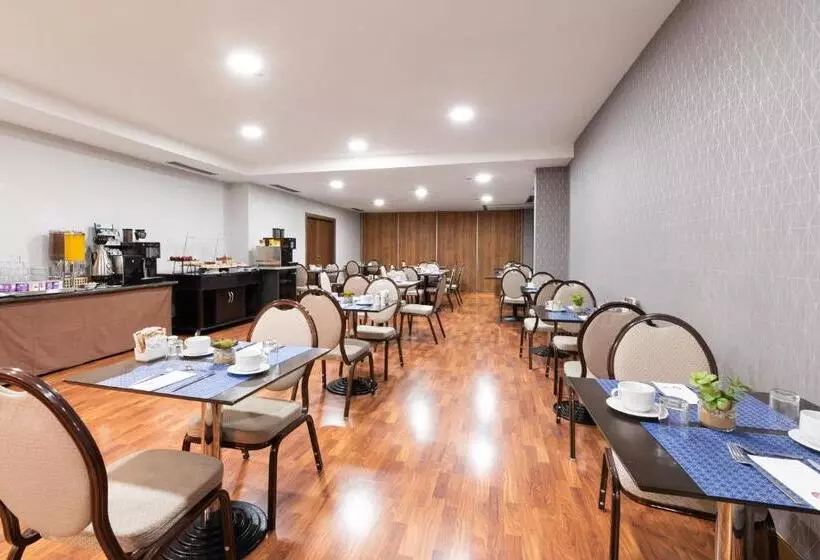 酒店 Exe Agora Caceres