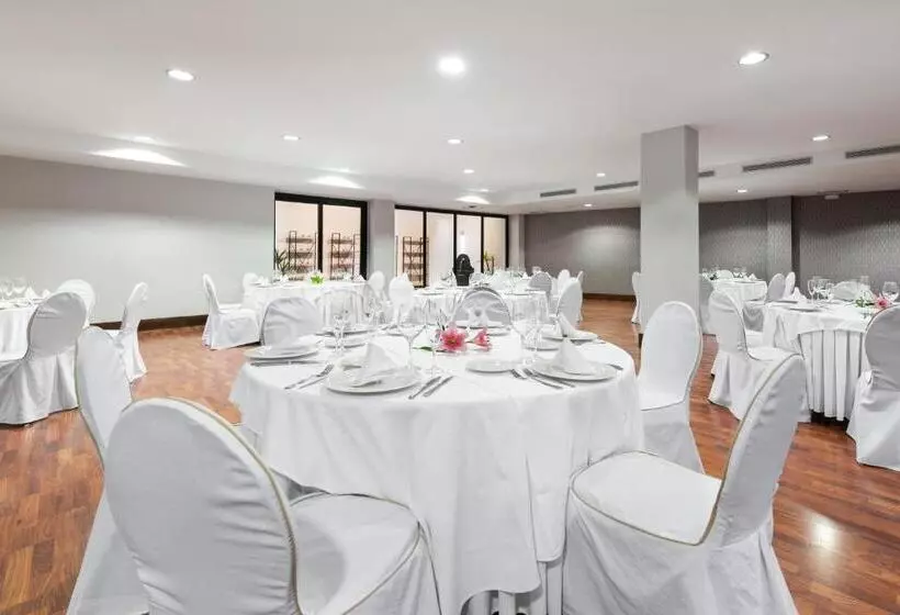 酒店 Exe Agora Caceres