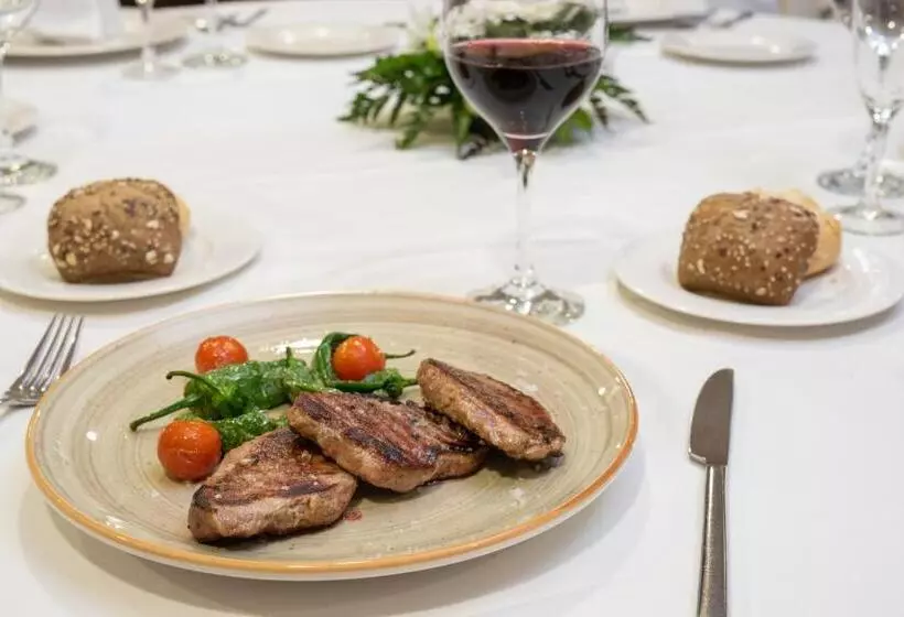 酒店 Exe Agora Caceres