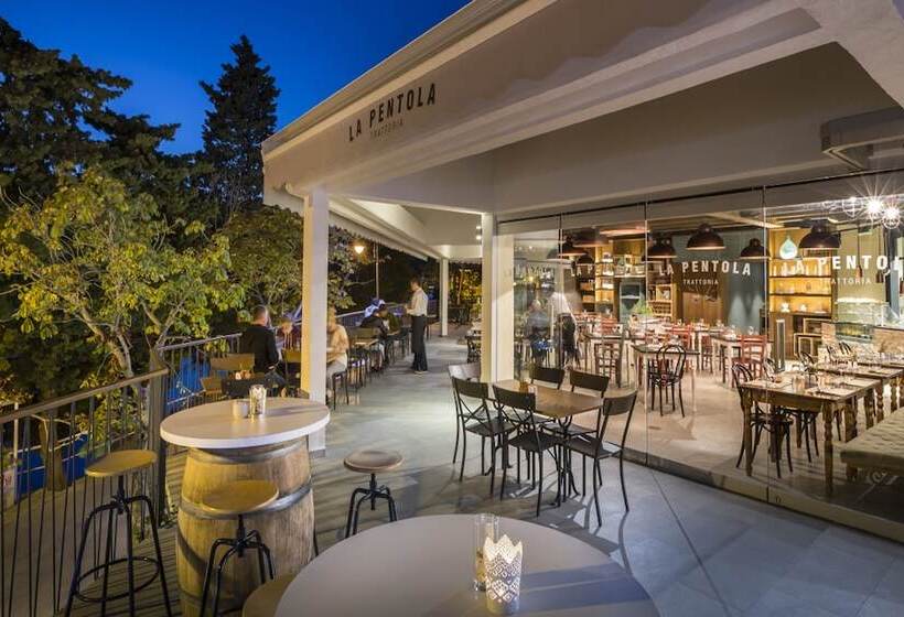 Girandella Resort, Valamar Collection