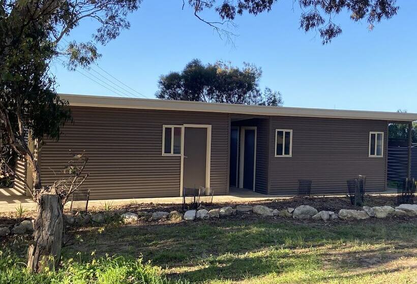 Hotel Kangaroo Island Seafront