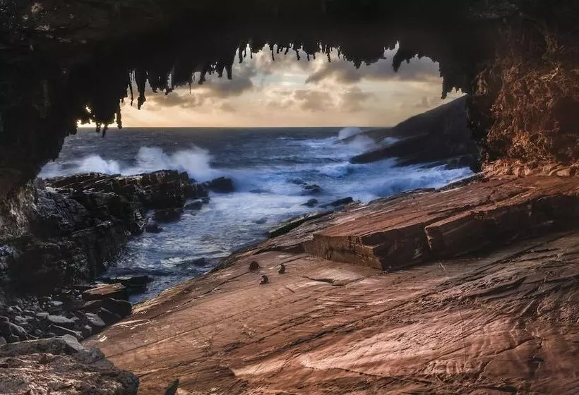 Отель Mercure Kangaroo Island Lodge