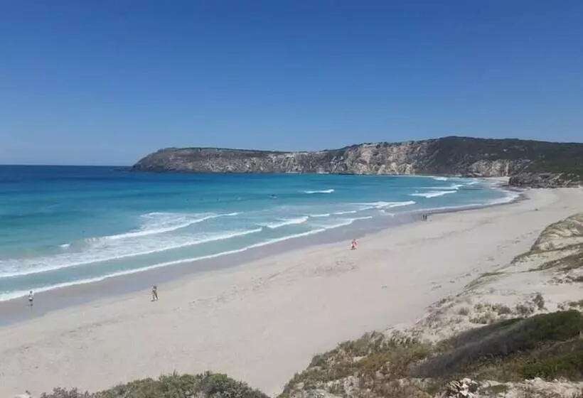 Отель Mercure Kangaroo Island Lodge