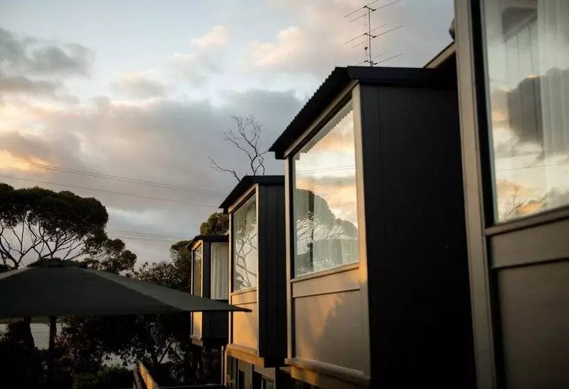 Отель Mercure Kangaroo Island Lodge