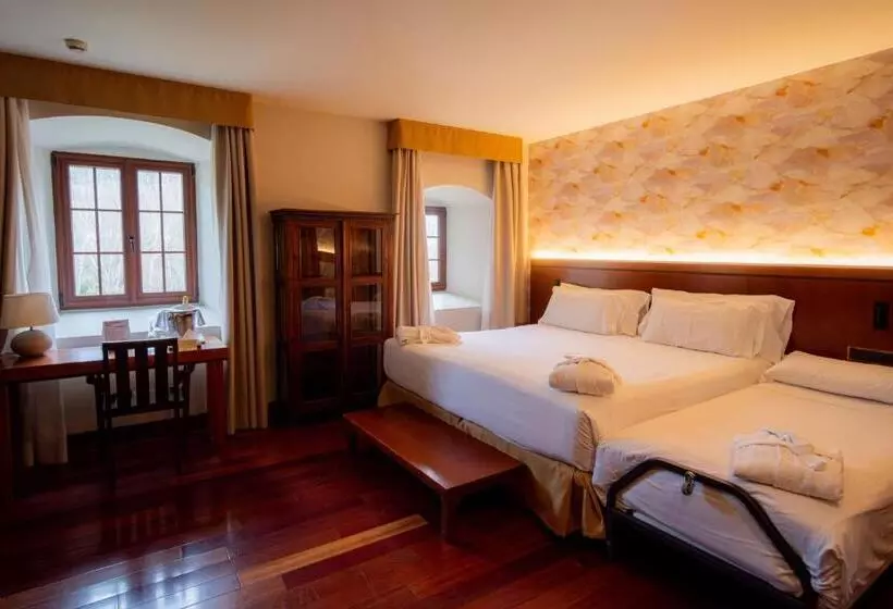 בית מלון כפרי Monasterio De Boltana Spa