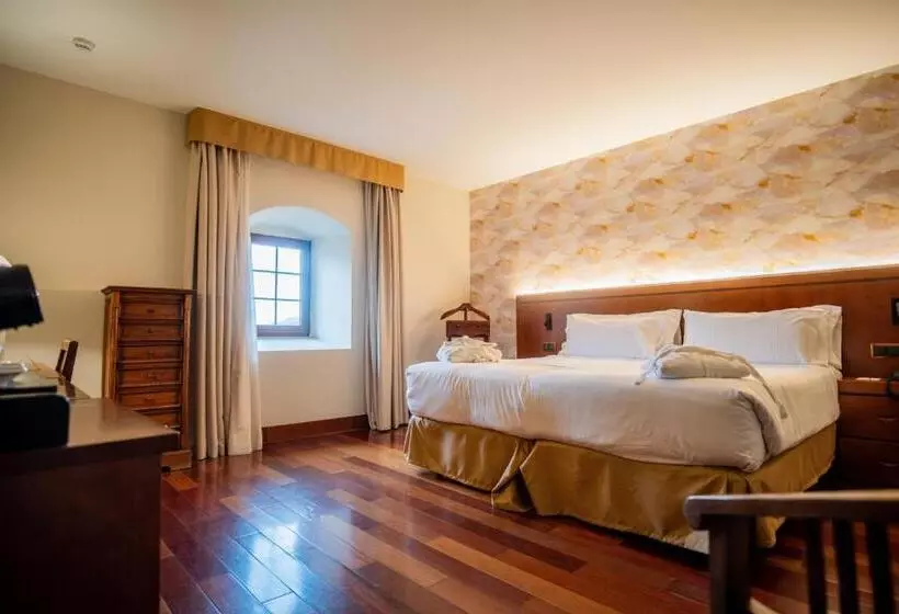 בית מלון כפרי Monasterio De Boltana Spa