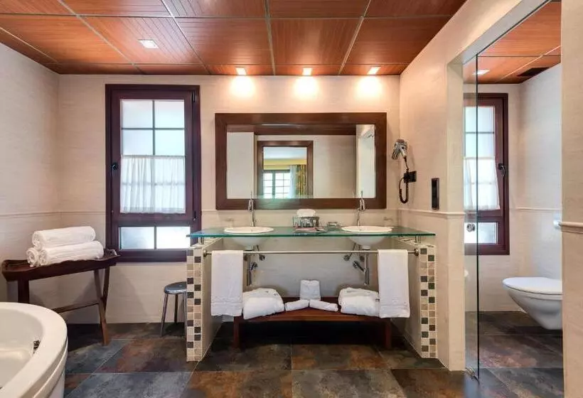 בית מלון כפרי Monasterio De Boltana Spa