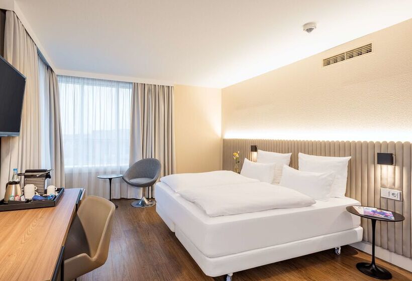 酒店 NH Hamburg Altona