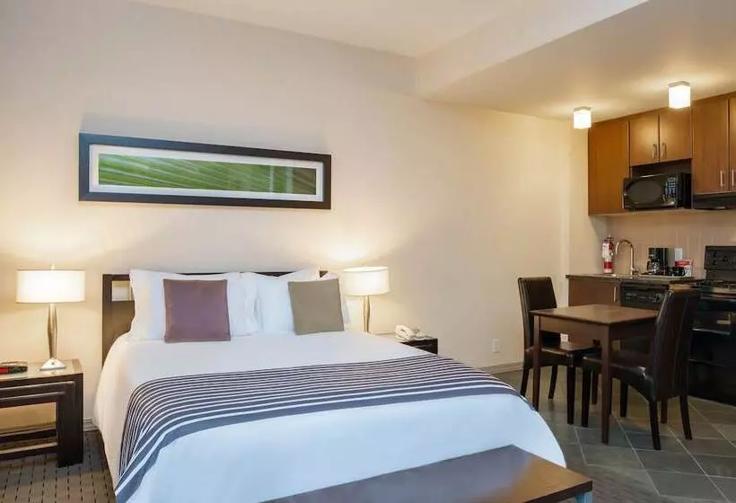 Szálloda Sandman Suites Vancouver On Davie