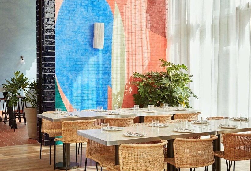 هتل The Hoxton, Poblenou