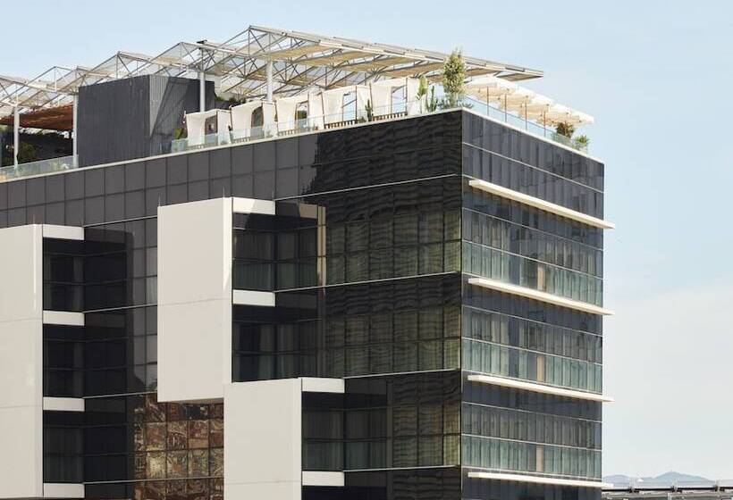 هتل The Hoxton, Poblenou