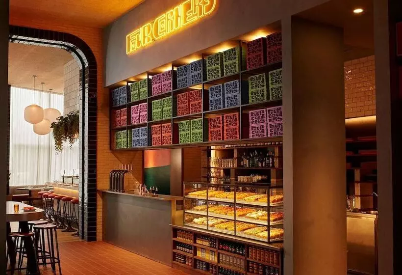 Отель The Hoxton, Poblenou