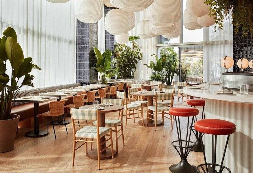 هتل The Hoxton, Poblenou