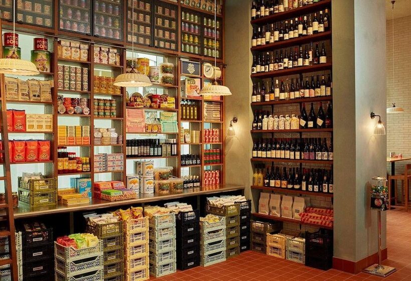 هتل The Hoxton, Poblenou