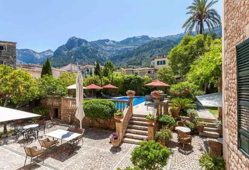 호텔 The Salvia Adults Only