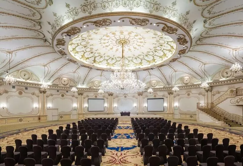 هتل The Venue Jeddah Corniche