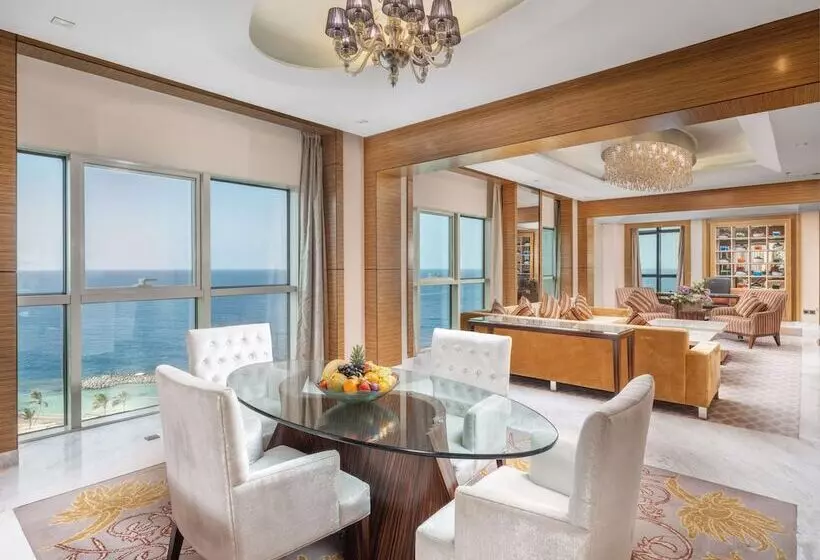 هتل The Venue Jeddah Corniche