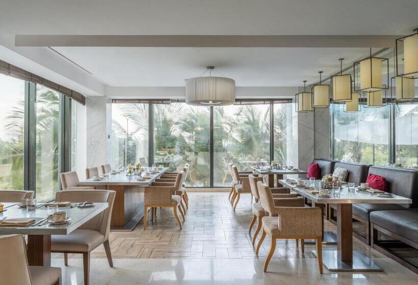 فندق The Venue Jeddah Corniche