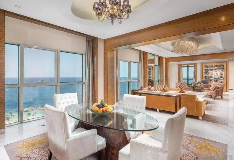 هتل The Venue Jeddah Corniche