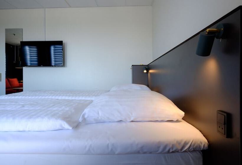 בית מלון כפרי Four Points Flex by Sheraton Ishoj