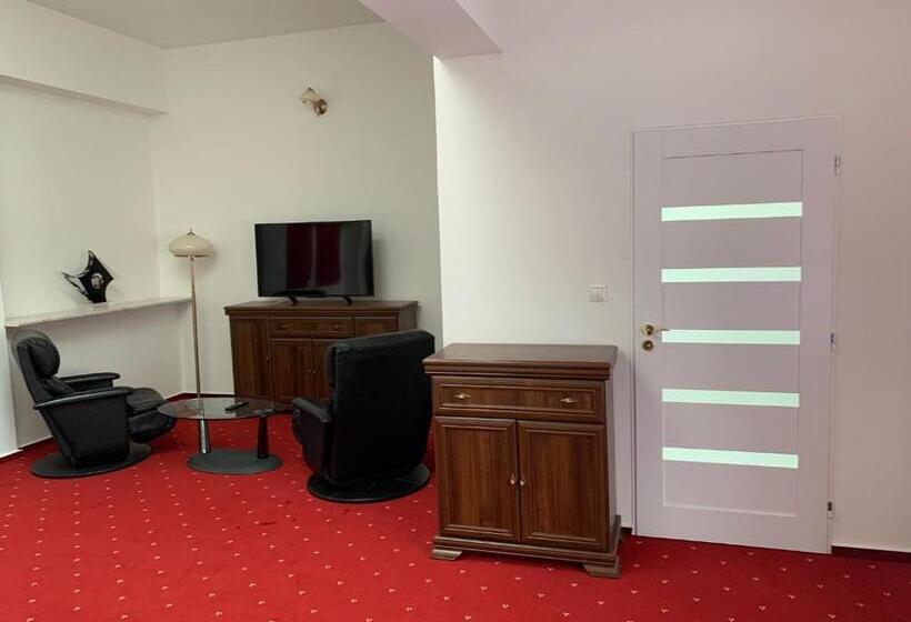 بنسيون Penzión Rosel