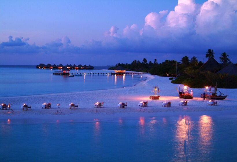 استراحتگاه Coco Palm Dhuni Kolhu