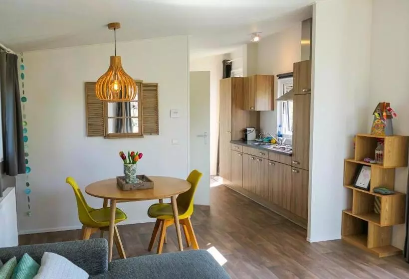 Aamiaismajoitus (B&B) De Zilte Zeehoeve