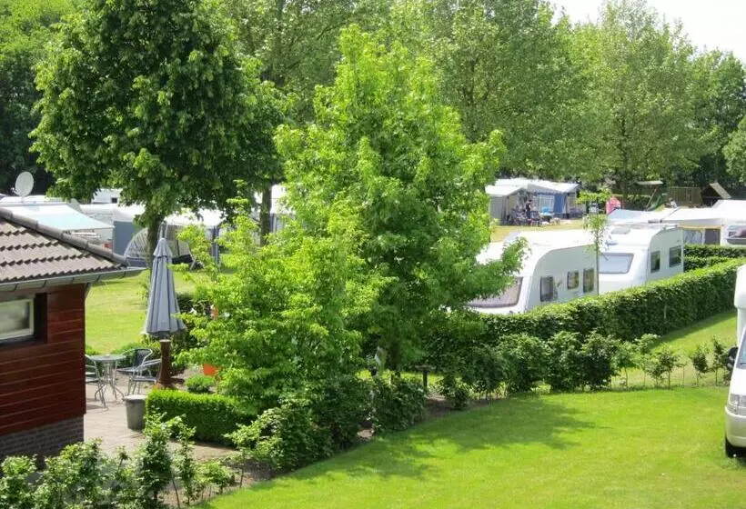 Aamiaismajoitus (B&B) Pipowagen Minicamping De Linde