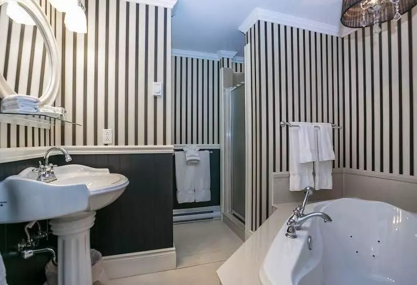 George House Heritage B&b