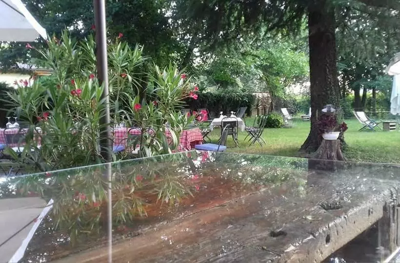 ホテル Agriturismo Le Oche Selvatiche