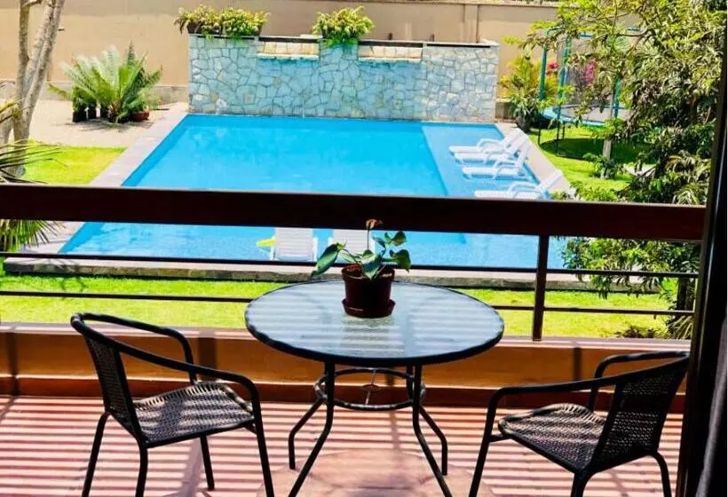 Hotel Campo & Leña