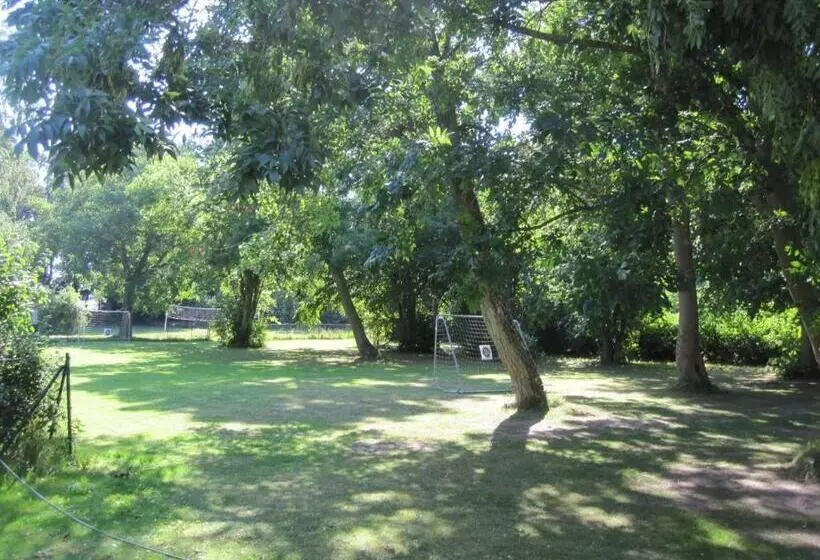 ホテル Ferienhaus 3 _ Ferien Im Gutspark