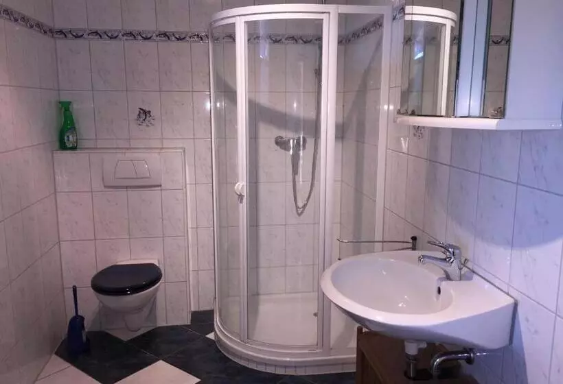 ホテル Ferienhaus 3 _ Ferien Im Gutspark