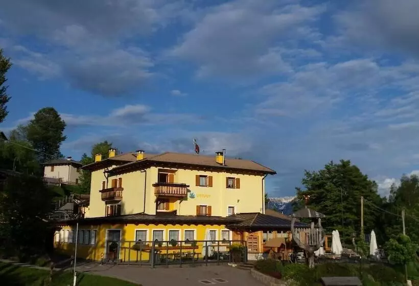Hotelli Garnì & Wellness Anderle